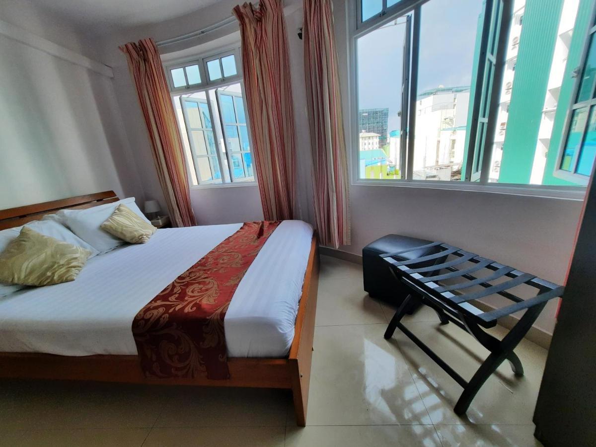 Hotel Octave Maldives Мале Екстериор снимка