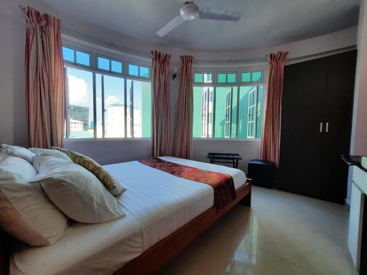 Hotel Octave Maldives Мале Екстериор снимка