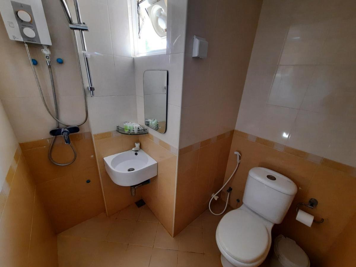 Hotel Octave Maldives Мале Екстериор снимка