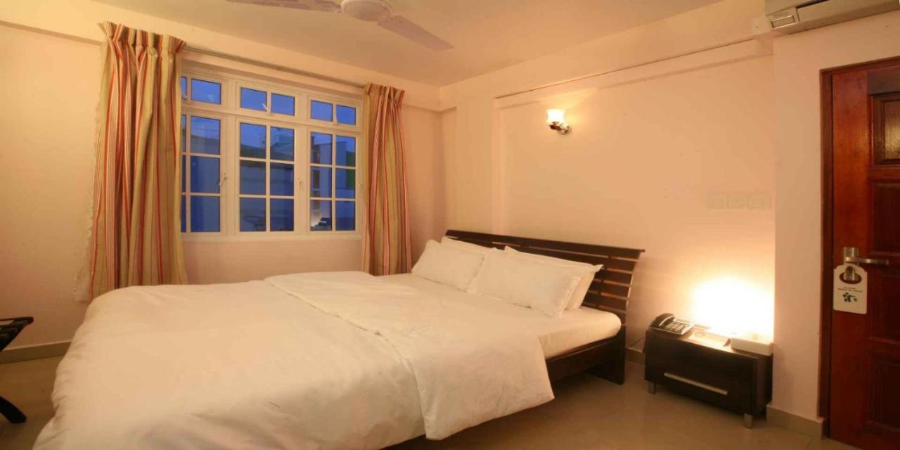 Hotel Octave Maldives Мале Екстериор снимка